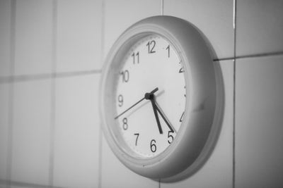 5 Reasons Why Clocks Make a Great Graduation Gift