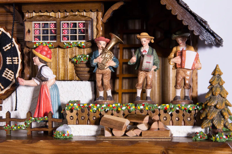 KU880M - Hönes 8 Day Musical "Hulsi" Umpa Band Cuckoo Clock