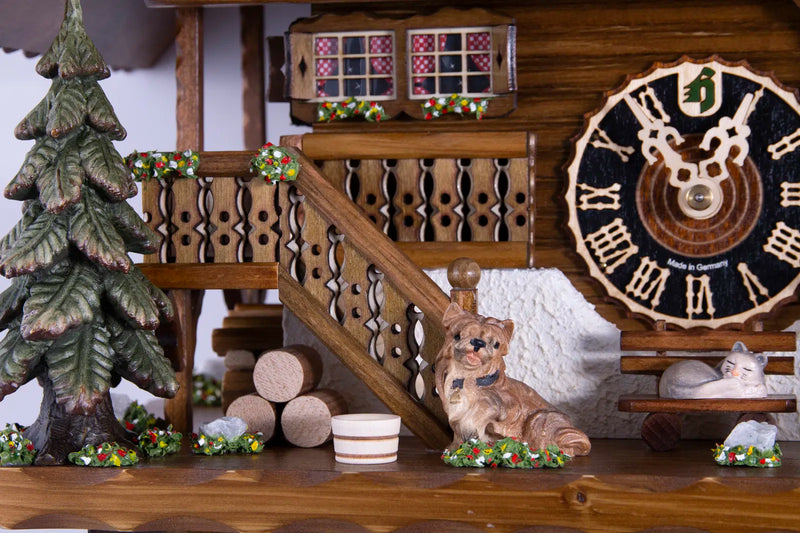 KU880M - Hönes 8 Day Musical "Hulsi" Umpa Band Cuckoo Clock
